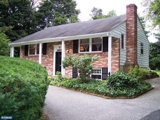 74 Chesterfield Jacobstown Rd, Wrightstown, NJ 08562
