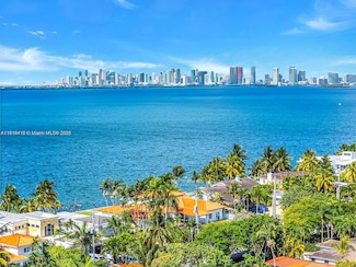 1730 Bay Dr, Miami Beach, FL 33141
