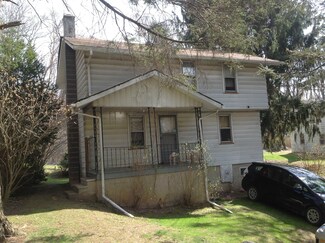 1 1/2 Cooper Hill Rd, Wyoming, PA 18644