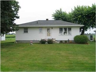 1237 E McGormley Rd, Fremont, OH 43420