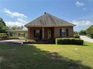 871 Malcom St SE, Conyers, GA 30012