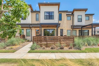 791 Mountain Laurel Dr, Aubrey, TX 76227