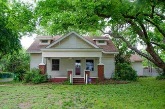 311 SW 2nd St, Perkins, OK 74059