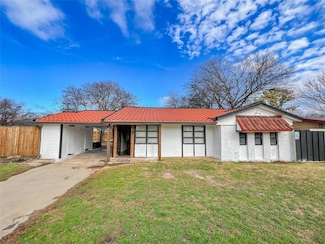 4601 Forbes St, Fort Worth, TX 76105
