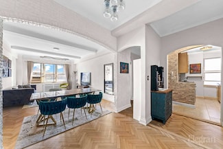 33 E End Ave Unit 3M, New York, NY 10028