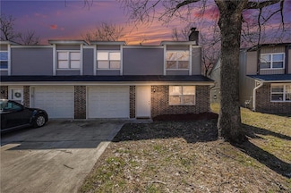 14132 Merrywood Cir, Grandview, MO 64030