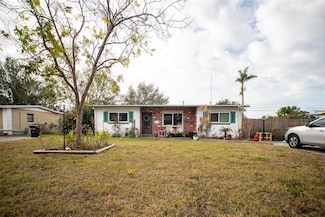 8742 Narcissus Ave, Seminole, FL 33777