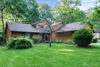 9588 Quailwood Trail, Dayton, OH 45458