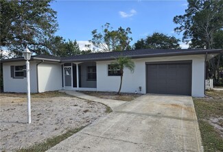 33668 Grand Prix Dr, Sebring, FL 33872