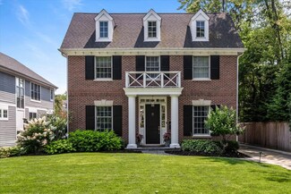 434 Adams Ave, Glencoe, IL 60022