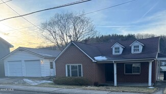 5250 Portage St, Lilly, PA 15938