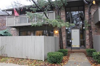 8710 Metcalf Ave Unit 107, Overland Park, KS 66212