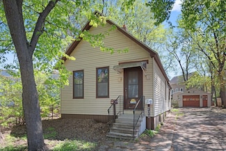 200 Winona St W, Saint Paul, MN 55118