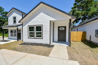 16978 W Lynbrook, Montgomery, TX 77316