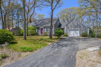 28 Souwest Dr, Harwich, MA 02645
