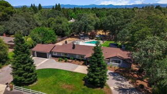 4223 Alta Mesa Dr, Redding, CA 96002