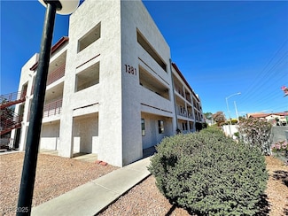 1381 E University Ave Unit 102, Las Vegas, NV 89119