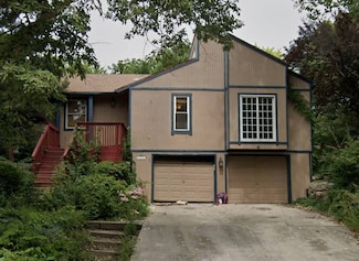 2940 Amherst Ave, Manhattan, KS 66503