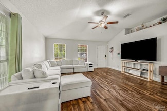 6014 Montgomery Ave, Pensacola, FL 32526
