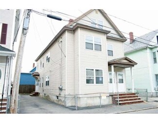 173 Concord St, Lowell, MA 01852