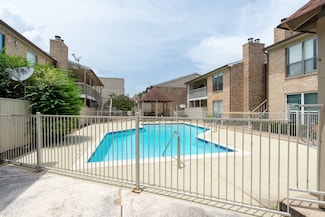 2110 Wilcrest Dr Unit 112, Houston, TX 77042