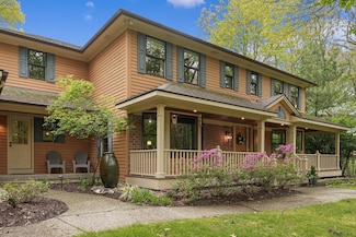 326 Greentree Ln NE, Ada, MI 49301