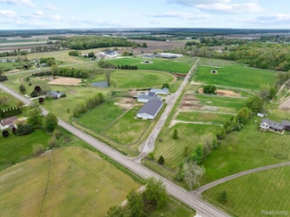 12374 Stanley Rd, Flushing, MI 48433