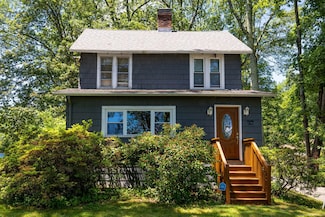 85 Eaton Ave, Meriden, CT 06451
