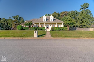 4405 Wood Crest Dr, Jonesboro, AR 72404