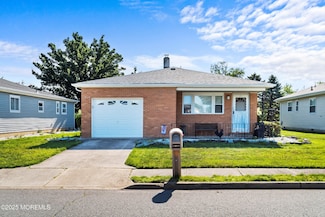 20 Liberta Dr, Toms River, NJ 08757