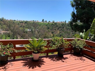 21932 Mirador Unit 20, Mission Viejo, CA 92691