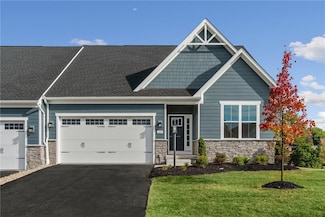 139 Olga Ave, Coraopolis, PA 15108