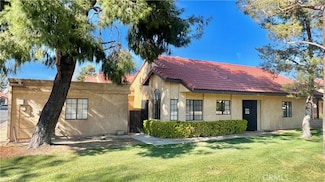 11679 Cedar Place, Apple Valley, CA 92308