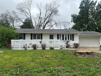 1205 S 4th St, Marshalltown, IA 50158