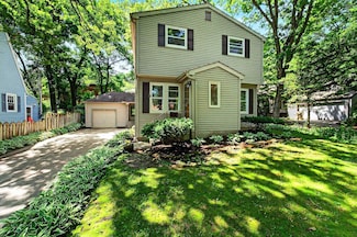 2813 Regent St, Madison, WI 53705