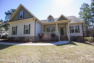 40 Spring Lake Dr, Pinehurst, NC 28374
