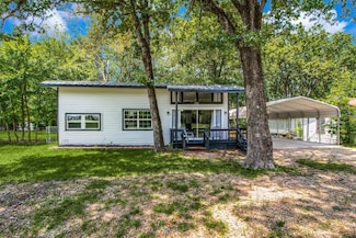 1501 Tawakoni Dr, Quinlan, TX 75474