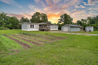 555 County Road 728b, Sweeny, TX 77480