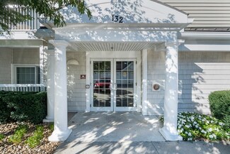 132 Clocktower Dr Unit 4408, Waltham, MA 02452