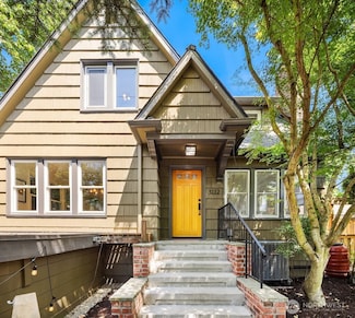 3112 NE 65th St, Seattle, WA 98115
