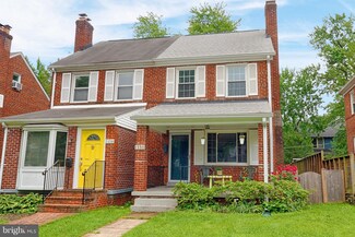 1110 16th St S, Arlington, VA 22202