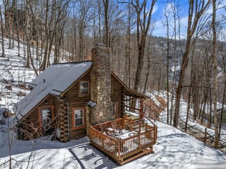 1257 Oak Ridge Ln, Mars Hill, NC 28754