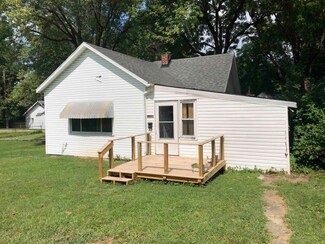 1636 W 7th St, Anderson, IN 46016