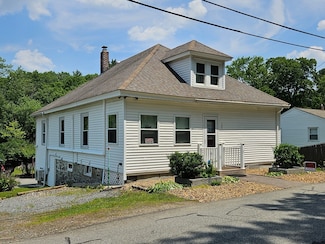 147 Edgewood Ave, Methuen, MA 01844