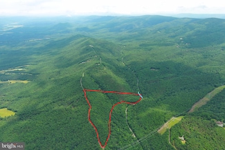186 Ashton Woods Dr, Moorefield, WV 26836