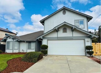 1934 E Omaha Ave, Fresno, CA 93720