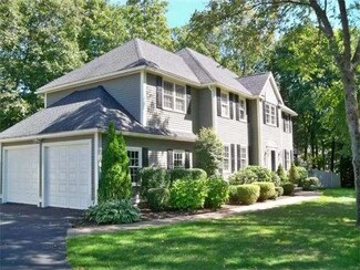 1 Meeting Place Cir, Beverly, MA 01915