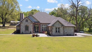 592 Brush Creek Rd, Sand Springs, OK 74063