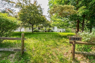 223 N Vine Valley Rd, Middlesex, NY 14507
