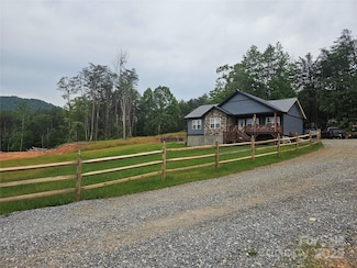 301 Mcginnis Dr, Old Fort, NC 28762